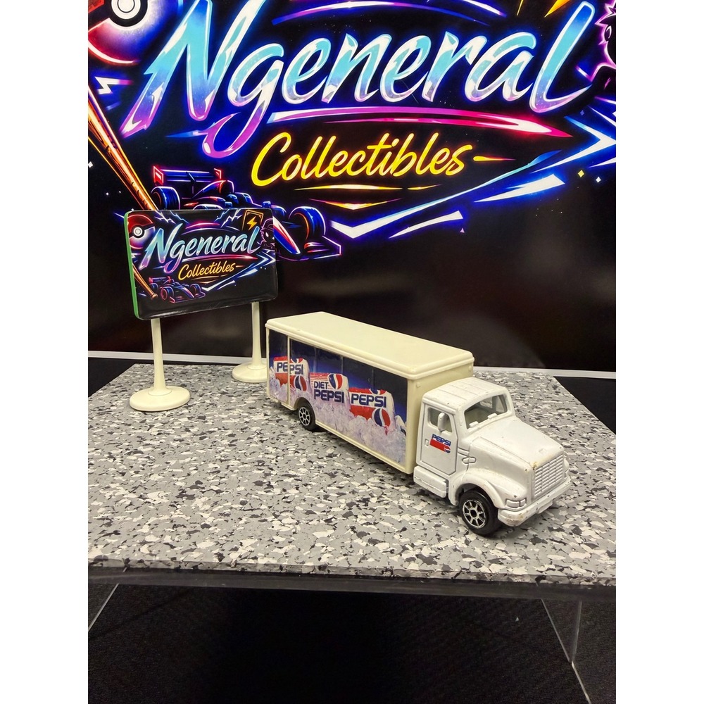 Vintage 1993 Road Champs Pepsi Diet Pepsi Delivery Truck Die-cast White Semi